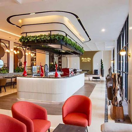 Grand Rocky Hotel Bukittinggi Exterior photo