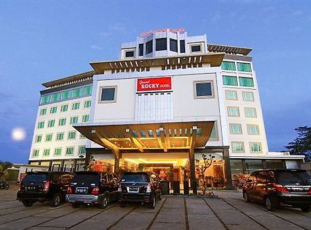 Grand Rocky Hotel Bukittinggi Exterior photo