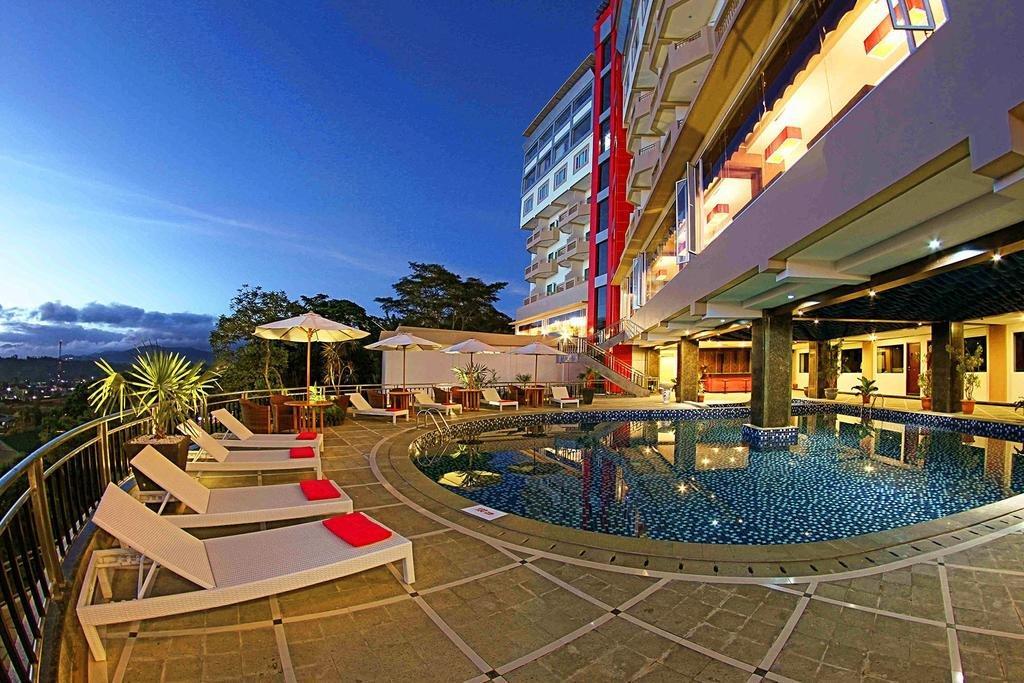 Grand Rocky Hotel Bukittinggi Exterior photo