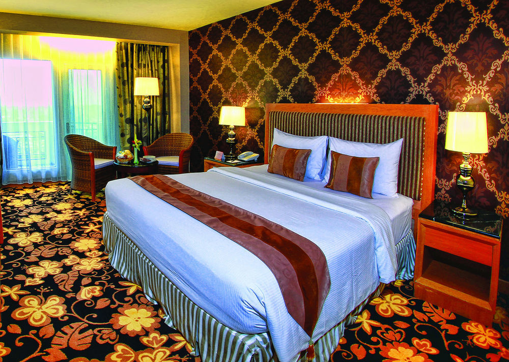 Grand Rocky Hotel Bukittinggi Exterior photo