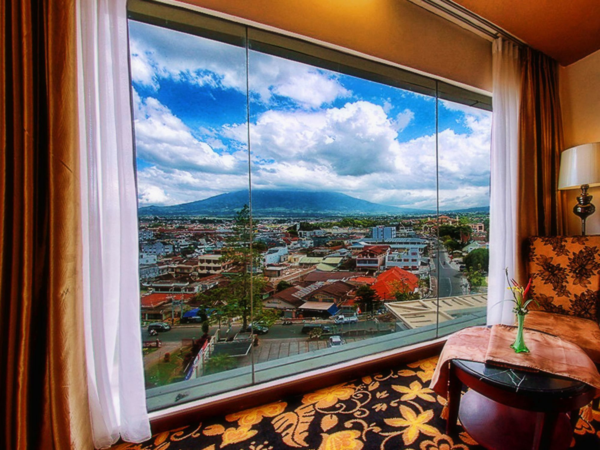 Grand Rocky Hotel Bukittinggi Exterior photo